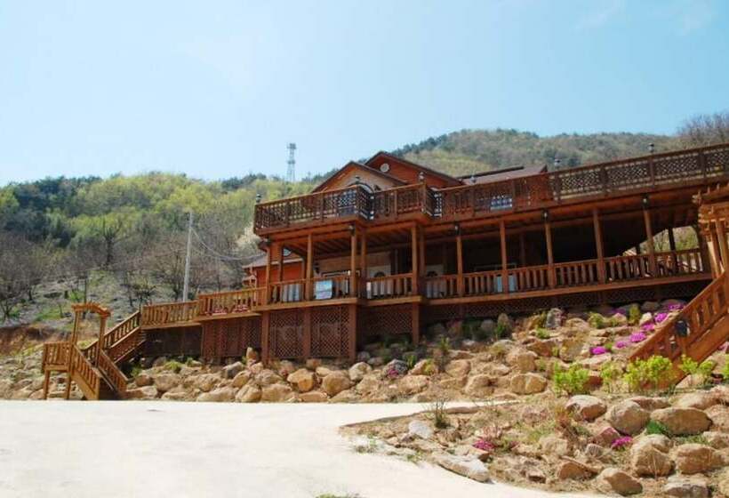 Gurye Jirisan A Wood Nymph Pension