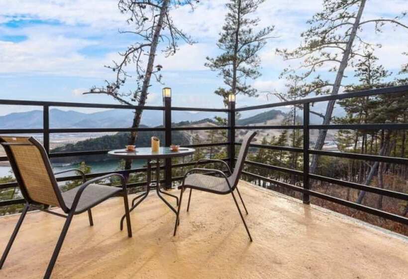 Gurye Jirisan Hosu Resort Pension