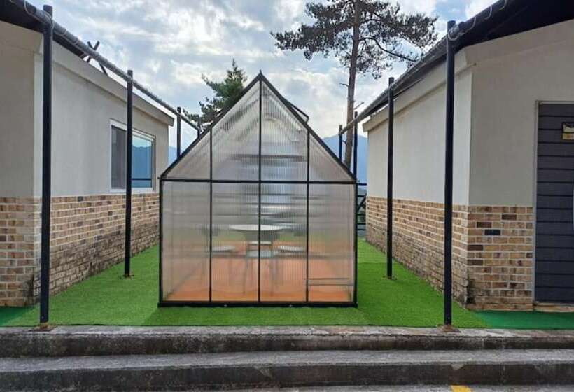 Gurye Jirisan Hosu Resort Pension