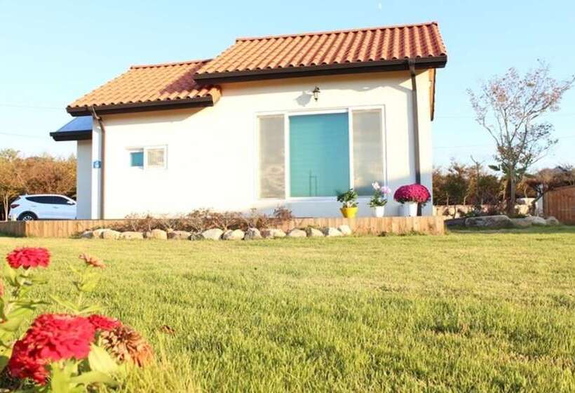 Haenam Ttangkkeunmaeul Hwigelri Pension