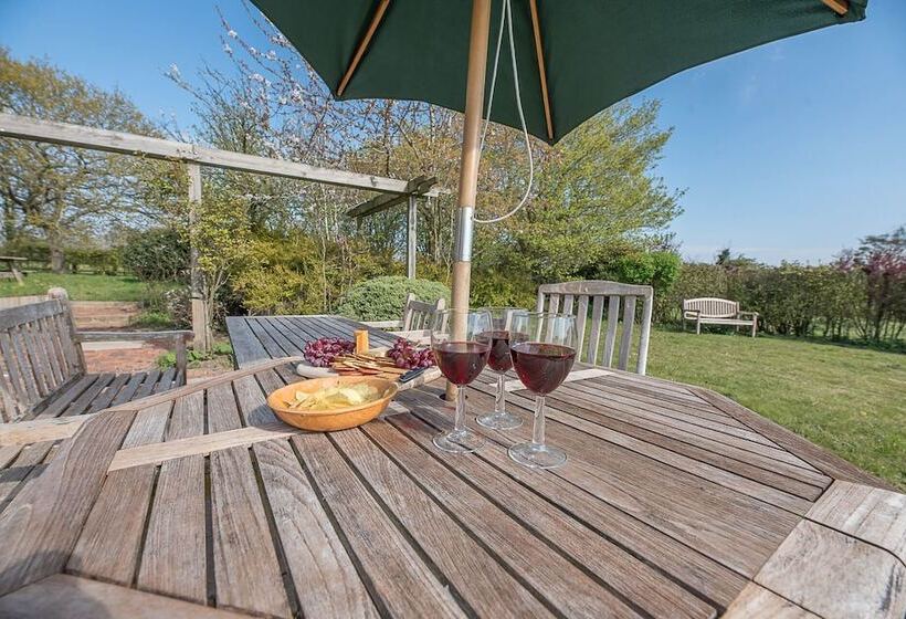 Heart S Ease In Dallinghoo Nr Woodbridge   Air Manage Suffolk