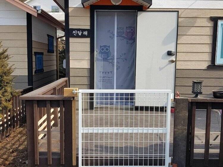 Hongcheon Daebakine Pension