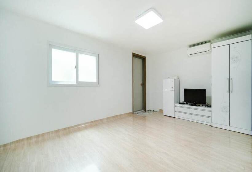 Hongcheon Daebakine Pension