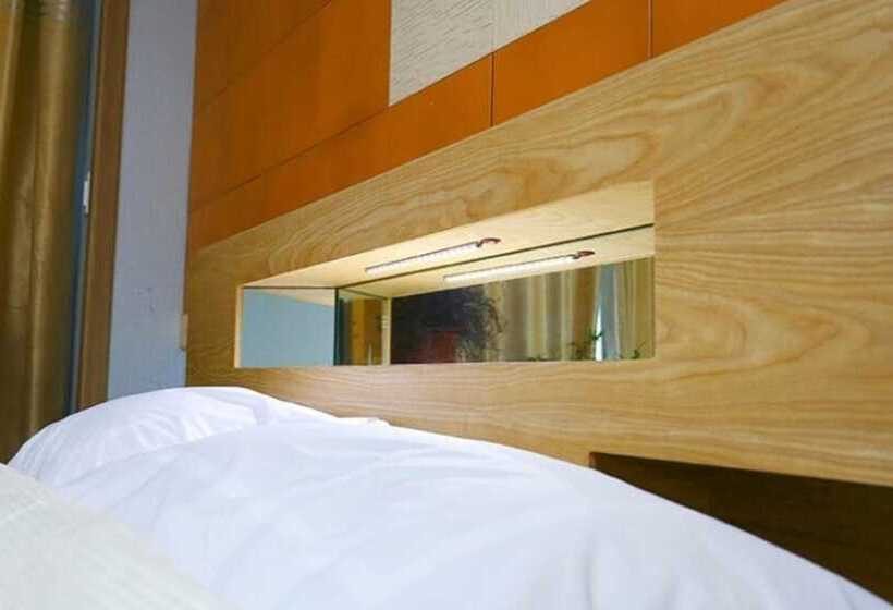 Hongcheon Dalbit Sonata Pension