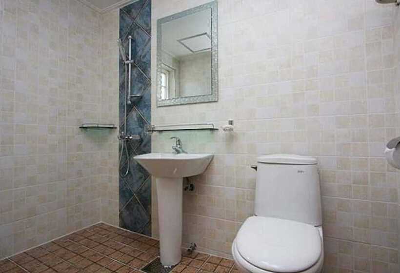 Hongsung Namdang Rodem Pension