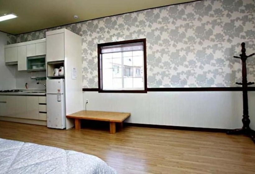 Hongsung Namdang Rodem Pension