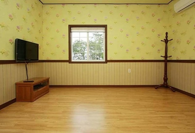 Hongsung Namdang Rodem Pension