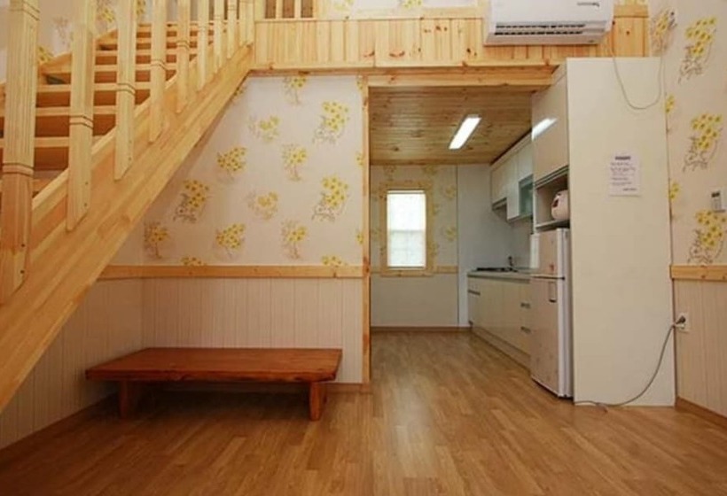 Hongsung Namdang Rodem Pension