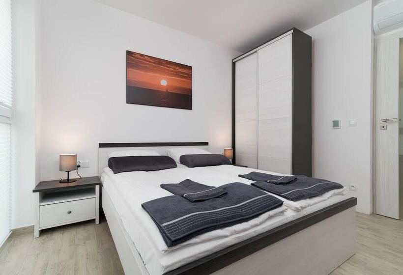 בית מלון כפרי Apartamenty Lambert