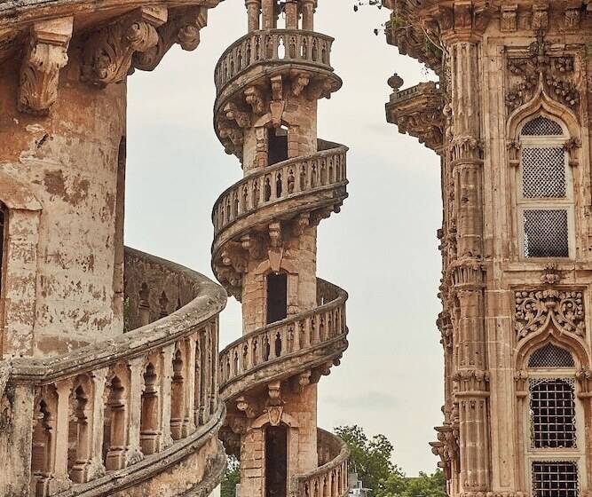 فندق Aramness Gir National Park