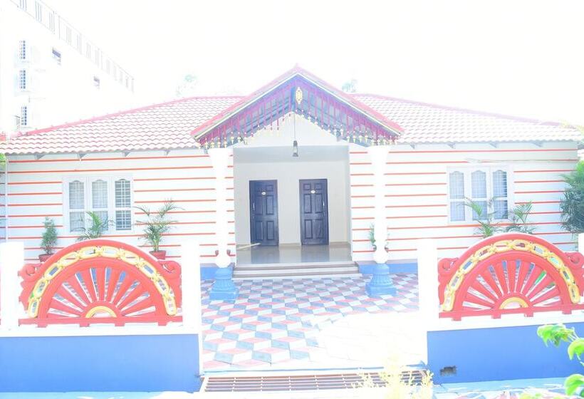 בית מלון כפרי Coorg Maharaja Resorts And Spa