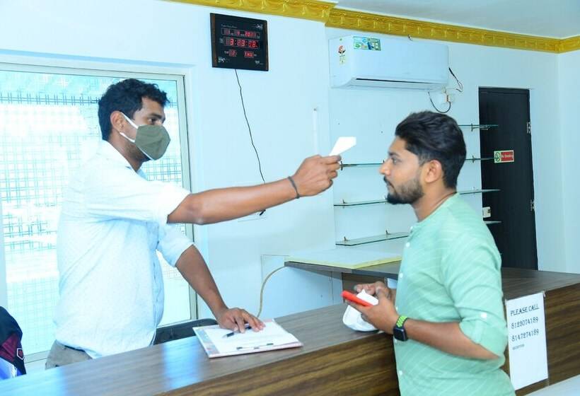 בית מלון כפרי Coorg Maharaja Resorts And Spa