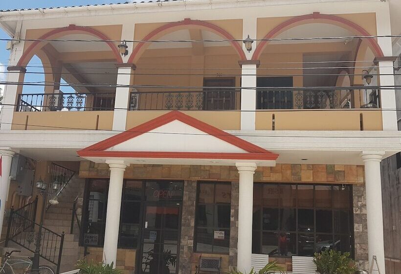 فندق De La Fuente