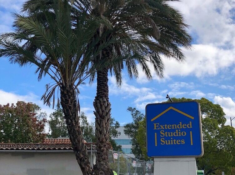 فندق Super 8 By Wyndham San Jose Airport