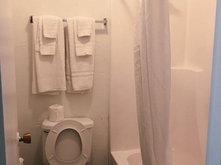 فندق Super 8 By Wyndham San Jose Airport