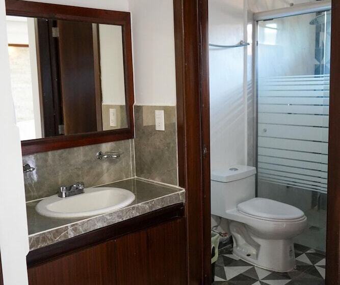 בית מלון כפרי Framfor Inn