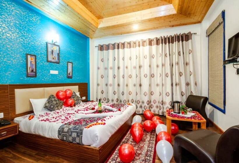 فندق Goroomgo Aplin Retreat Manali