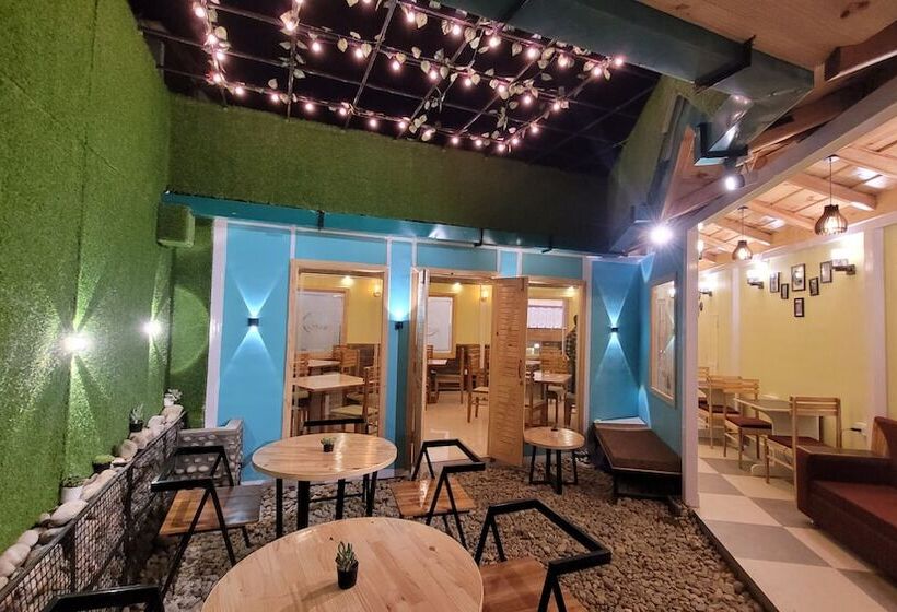 Grg Hotel Hidden Chalet Mall Road Nainital