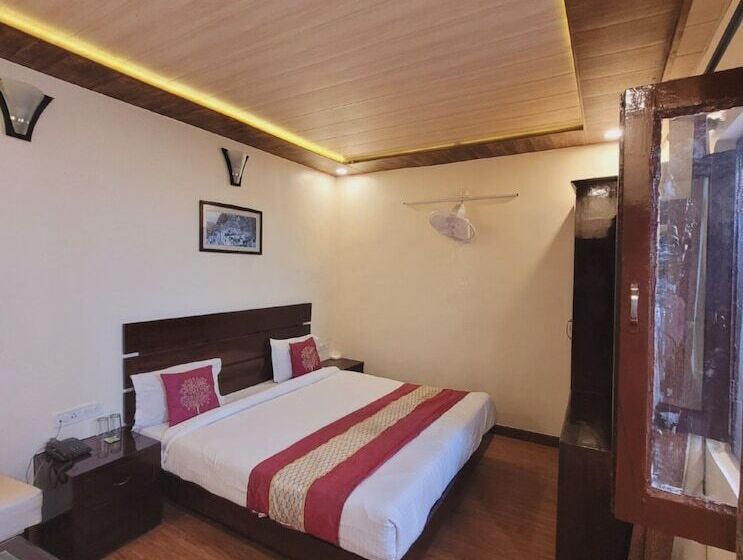 Grg Hotel Hidden Chalet Mall Road Nainital