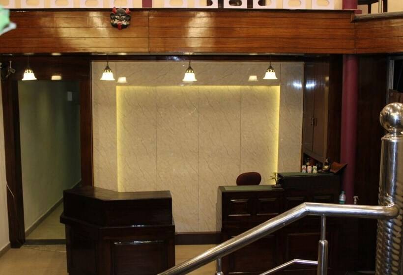 Grg Hotel Hidden Chalet Mall Road Nainital