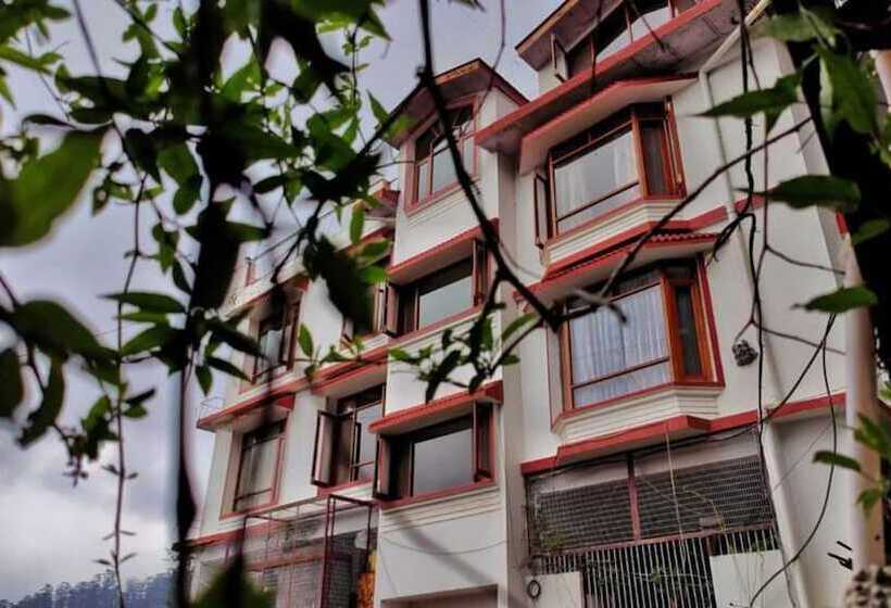 Отель Goroomgo Marc Shimla