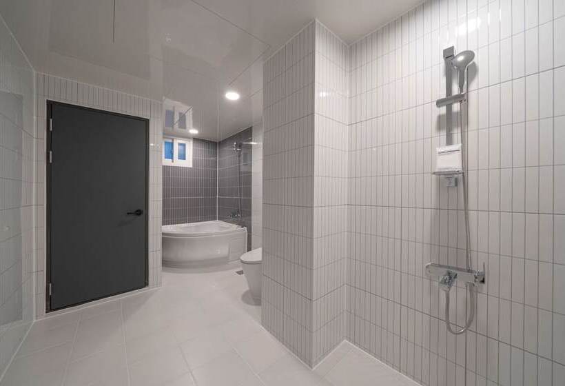 Object Aank Hotel Gumi