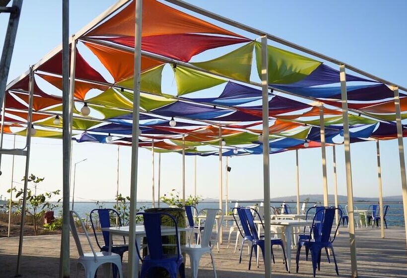 בית מלון כפרי Hanuwantiya Tent City Jal Mahotsav