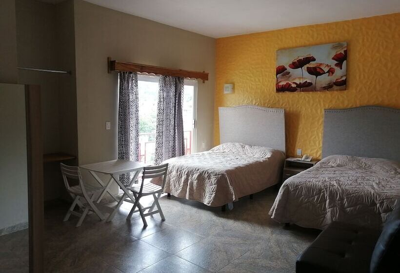 فندق Hostal Quinta Real Del Valle