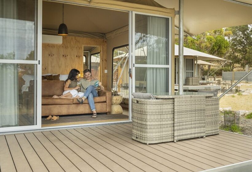 هتل Ki Seafront Holiday Park