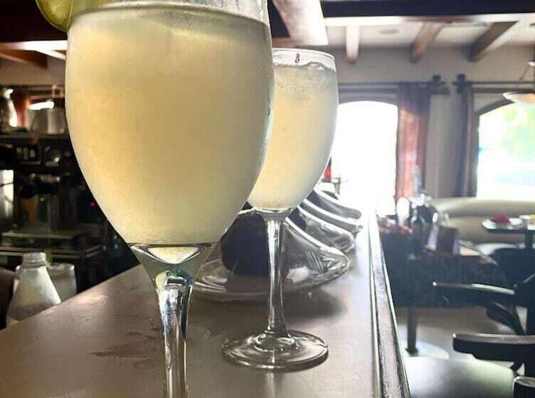 בית מלון כפרי Wyndham Garden Los Mochis Plaza Inn