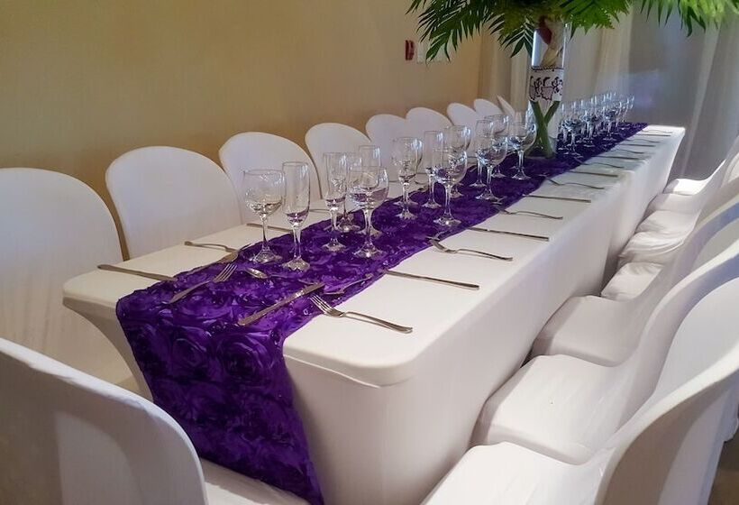 Отель Los Brezos Boutique