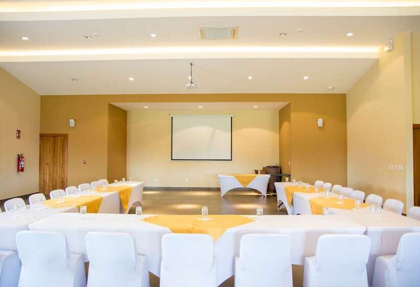 Отель Los Brezos Boutique