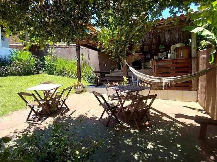 Отель Namorada Brava Guest House