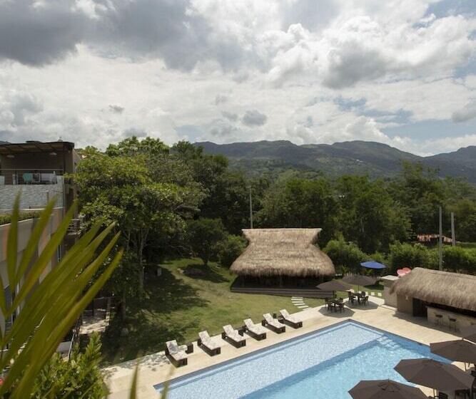 Отель Natural Hill S By H&r