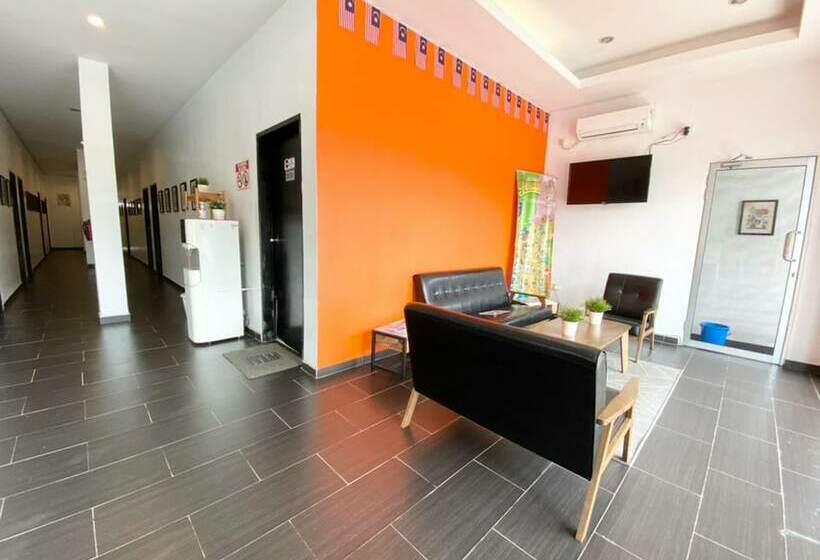 One One 08 Hotel Sungkai