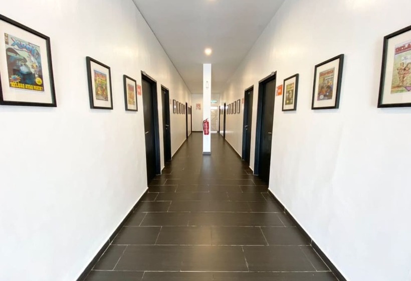 One One 08 Hotel Sungkai