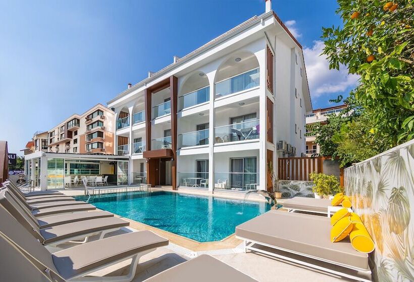 فندق Princess Kinli Suites