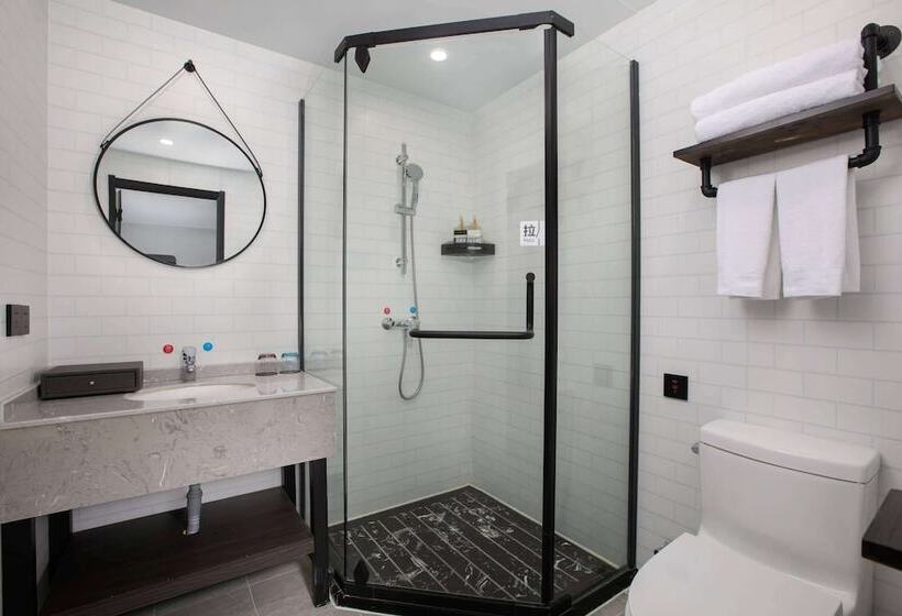 בית מלון כפרי Ramada Encore By Wyndham Shuanglong