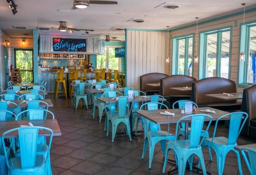 בית מלון כפרי Rivers Rest Resort