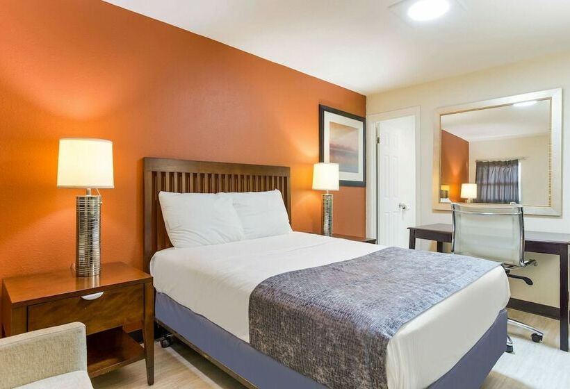 Отель Rodeway Inn