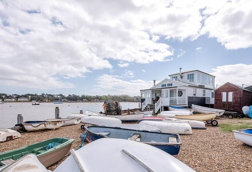 בית מלון כפרי The Boathouse, Felixstowe Ferry