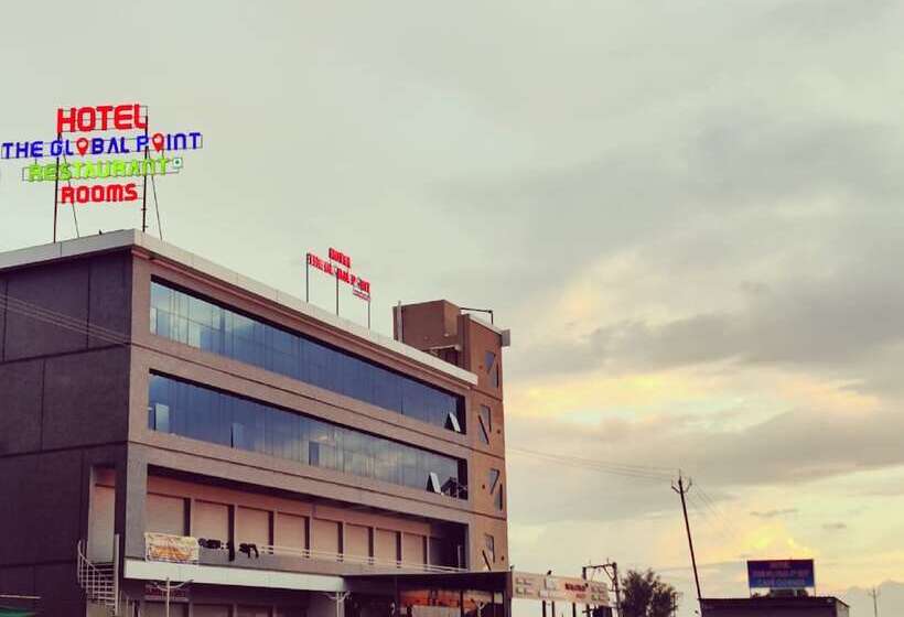 בית מלון כפרי The Global Point