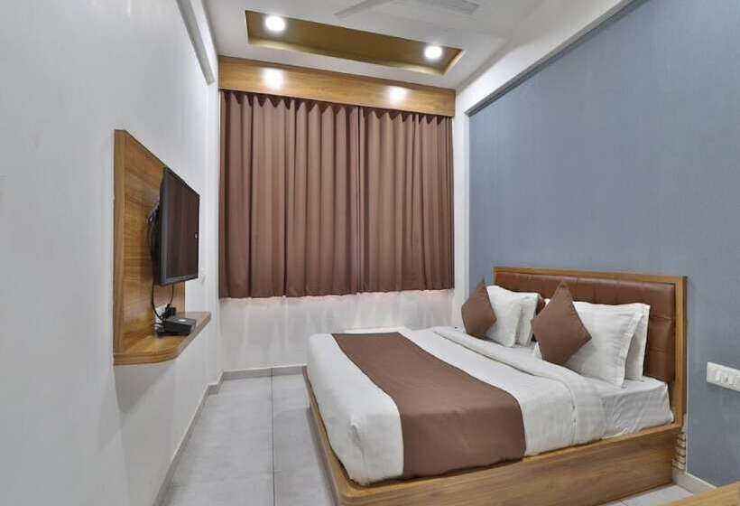 בית מלון כפרי The Global Point