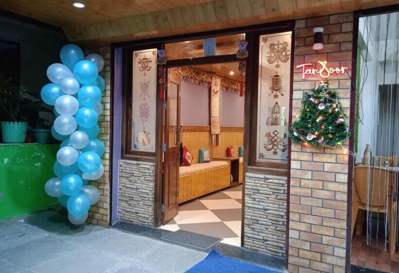 Отель The Parasol Inn Sikkim