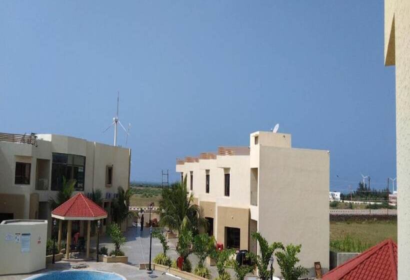 호텔 The Sky Imperial Bapu’s Resort