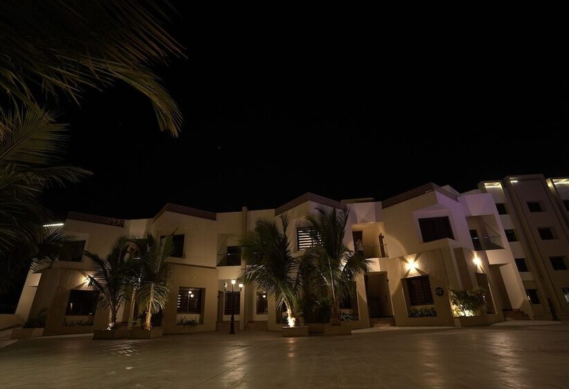 호텔 The Sky Imperial Bapu’s Resort