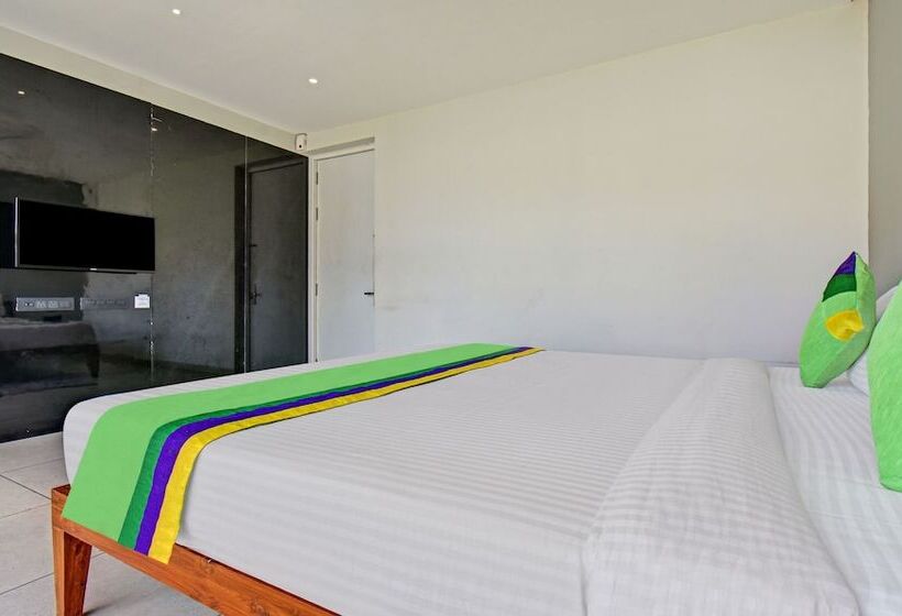 ホテル Treebo Aroma Executive