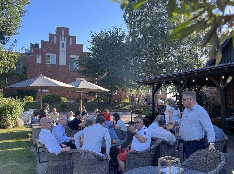 호텔 Villa Brunnby