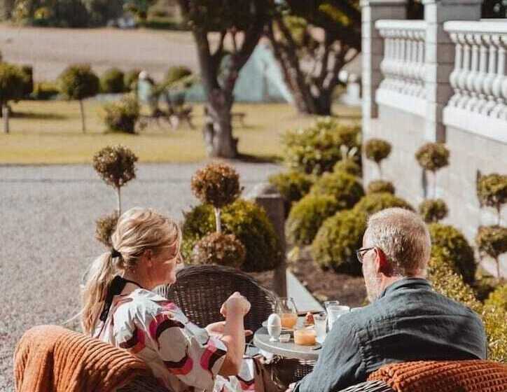 فندق Villa Brunnby