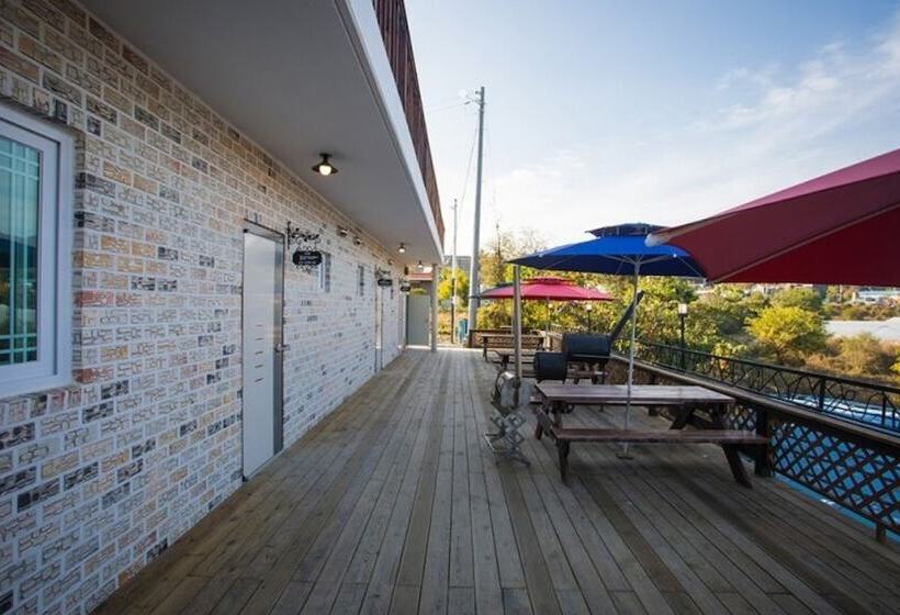 Hwacheon Flower Pension